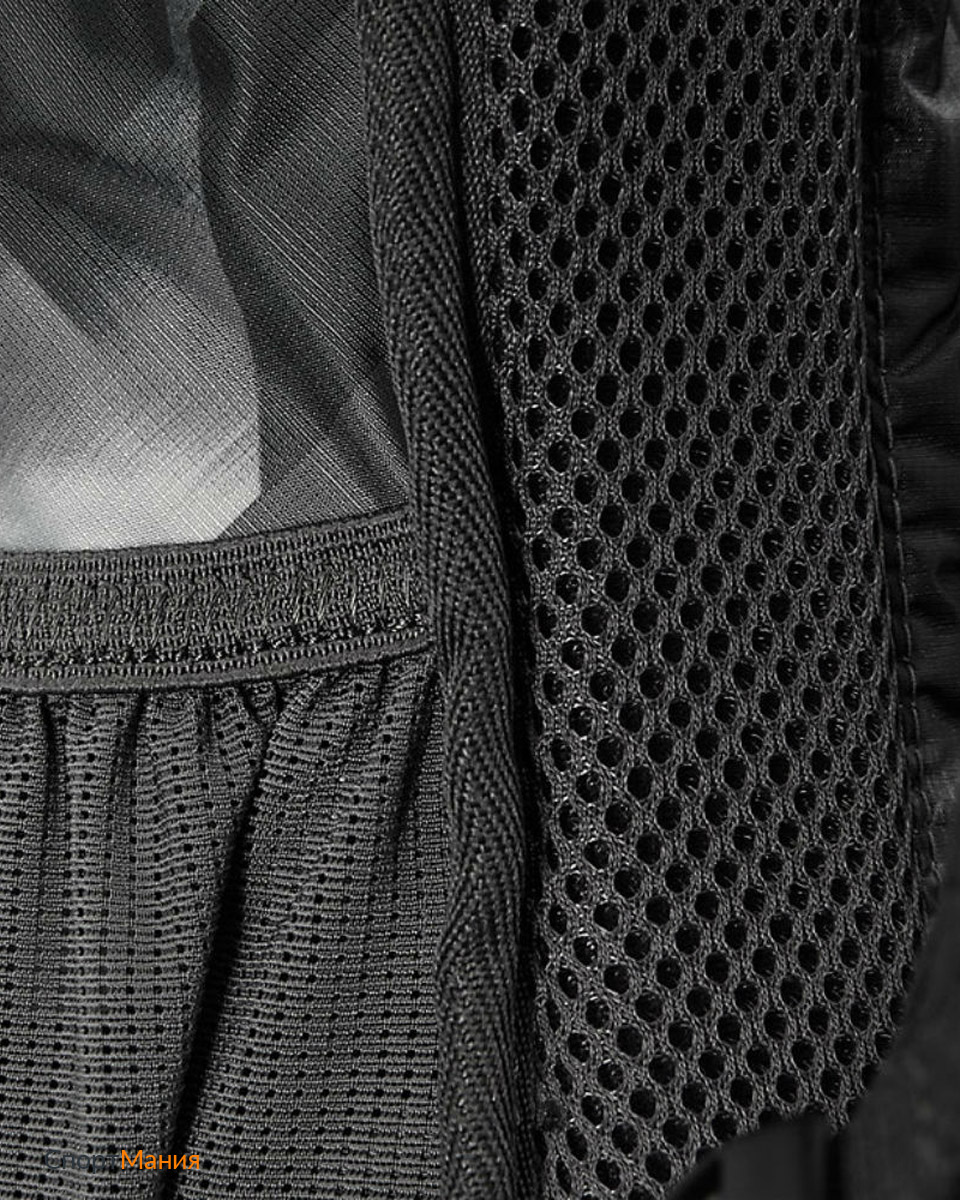 131847-1178 Рюкзак беговой Asics Lightweight Running Backpack черный, серый