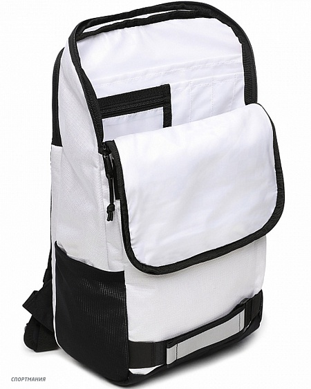VA3I69WHT Рюкзак Vans MN Obstacle Scatepack белый, черный